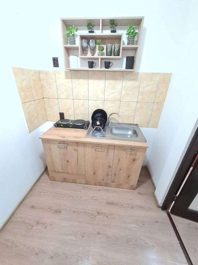 Garsoniera Privata Acomodação com café da manhã Bucareste Exterior foto